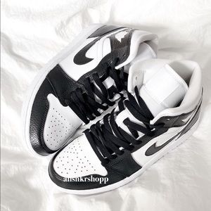 Jordan Women's Sneakers Black White